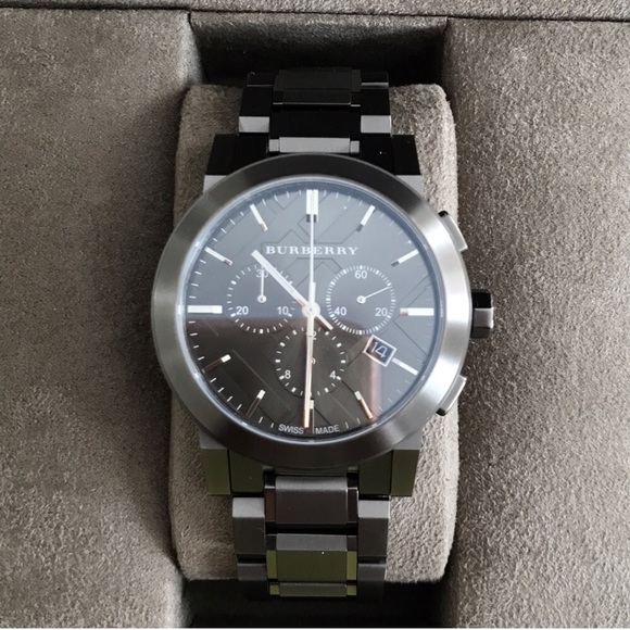 SAle❗️Men’s Burberry Watch - Picture 2 of 8
